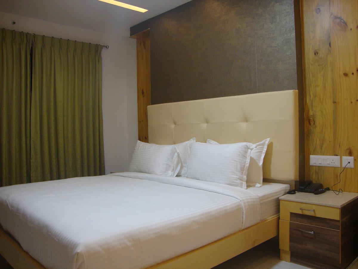 Hotel Mahi'S Gateway Coimbatore Esterno foto