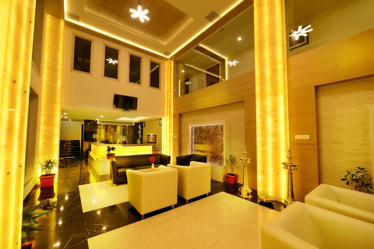 Hotel Mahi'S Gateway Coimbatore Esterno foto