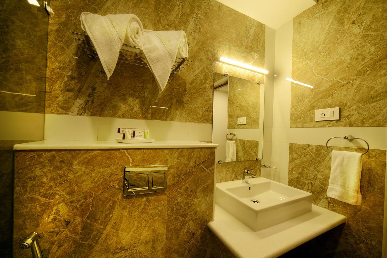 Hotel Mahi'S Gateway Coimbatore Esterno foto