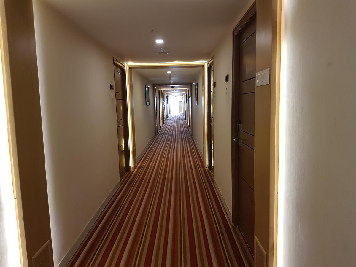 Hotel Mahi'S Gateway Coimbatore Esterno foto
