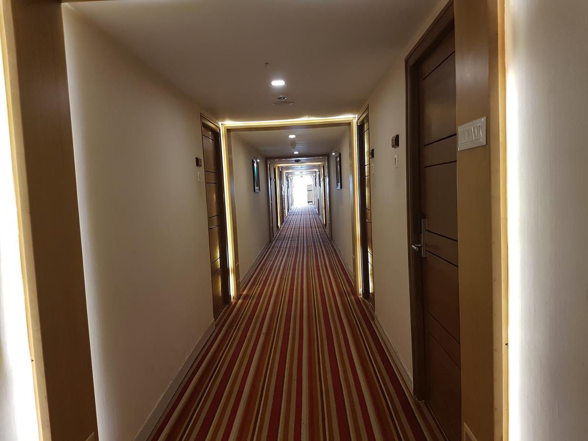 Hotel Mahi'S Gateway Coimbatore Esterno foto